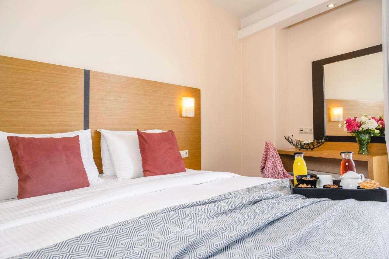 Hotel Lefkas Лефкада Экстерьер фото